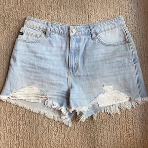 Kancan denim shorts size 9/28, worn once!